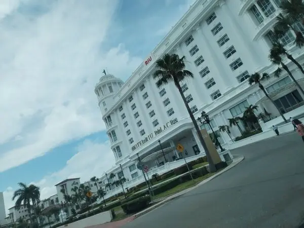 Transfer to RIU Cancun Hotel