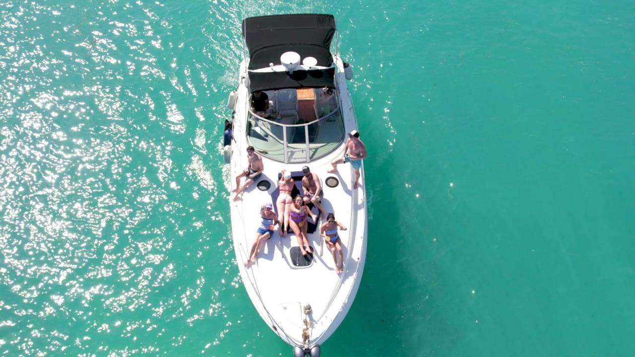 Pescado de cerca en el barco